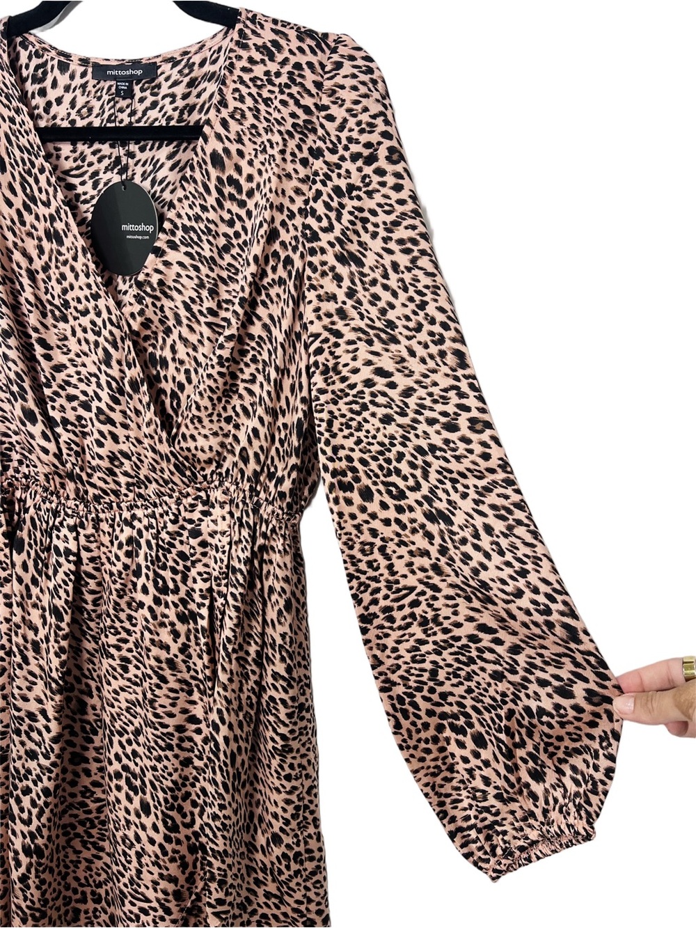 Mittoshop • Women’s  Beige and Black Leopard Print V-Neck Balloon Sleeve Dress - Picture 5 of 11